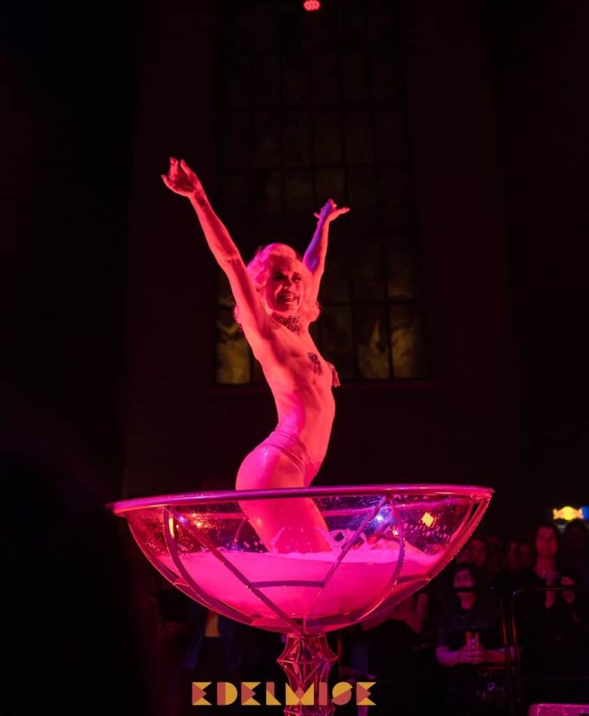 Fay Loren Champagne show act