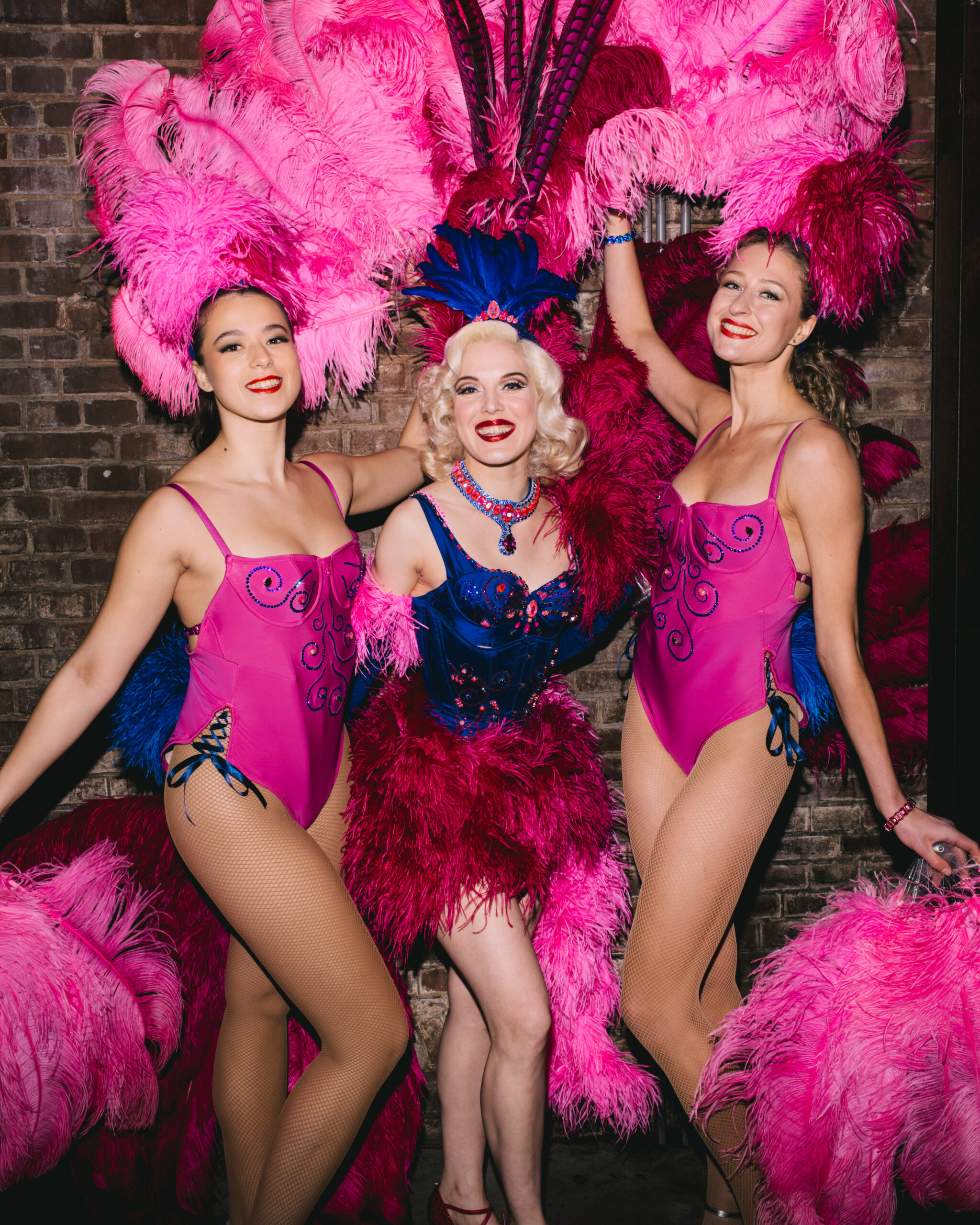 Fay Loren burlesque dancer dances her gentlelady act
